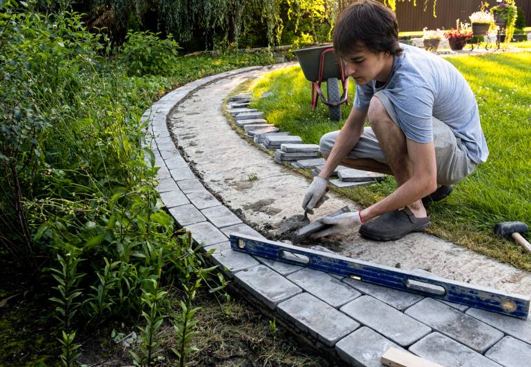 Hardscape Installation Services